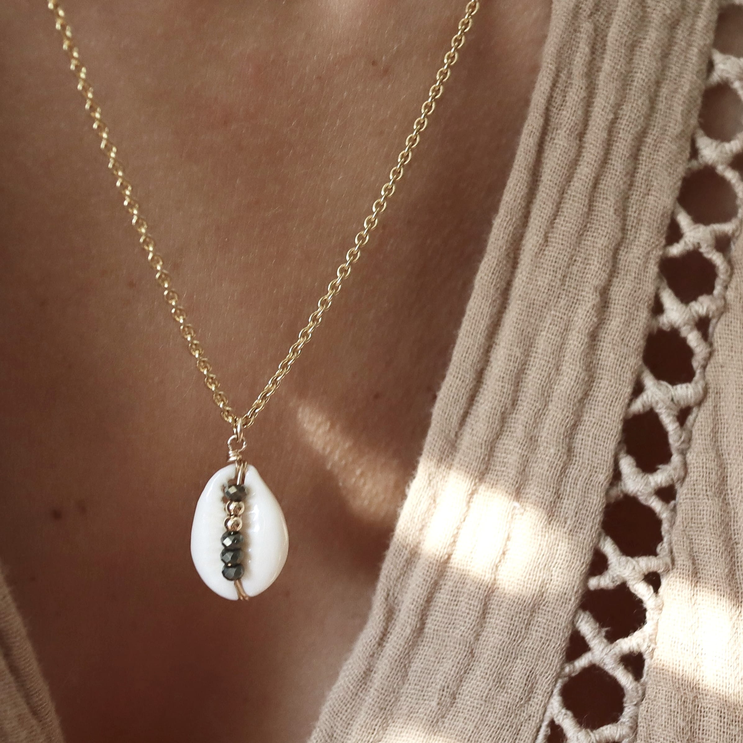 Archive collier coquillage