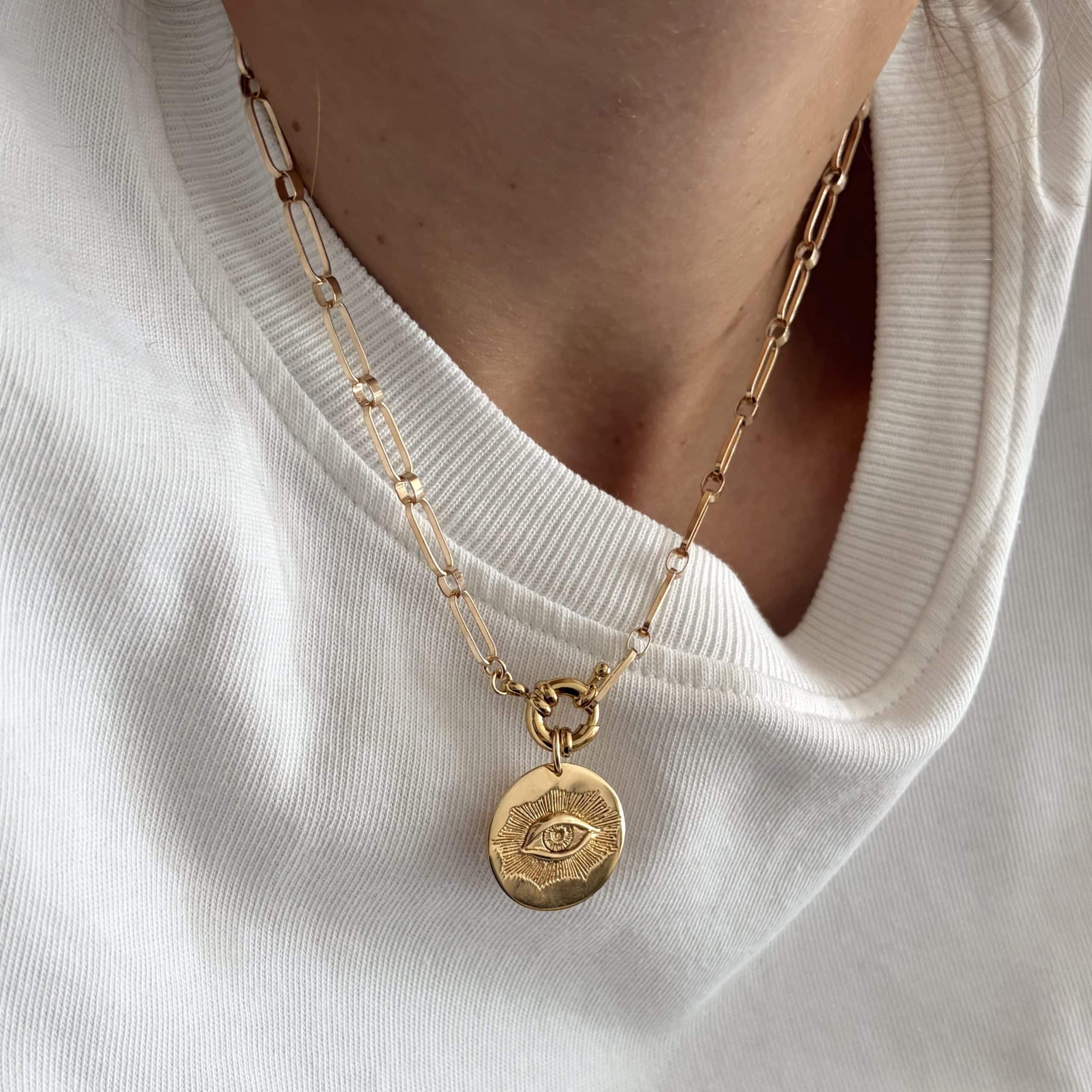 Collier médaille oeil protecteur pièce unique – Image 2