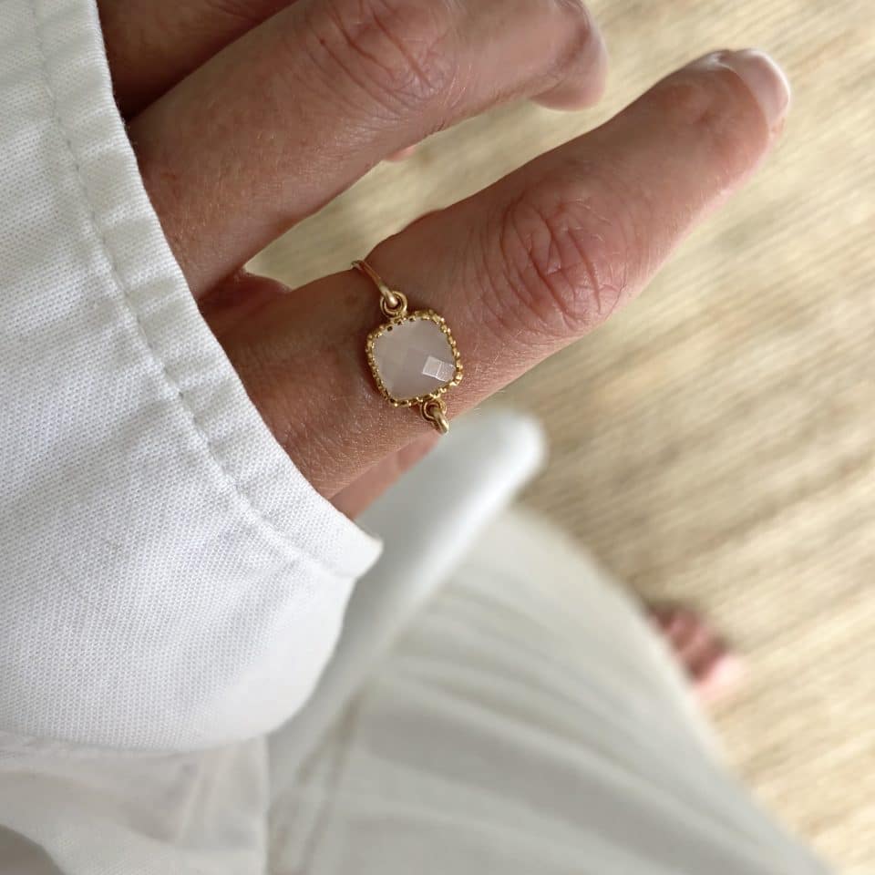 Bague blanche pièce unique